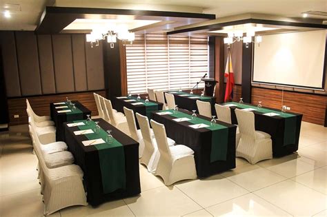 Brentwood Suites, Manila: Hotel Reviews, Rooms & Prices.